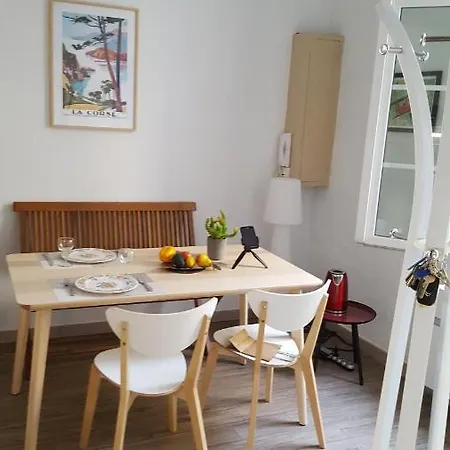 Ferienwohnung Le Balcon De Saint Roch Montpellier Exterior foto